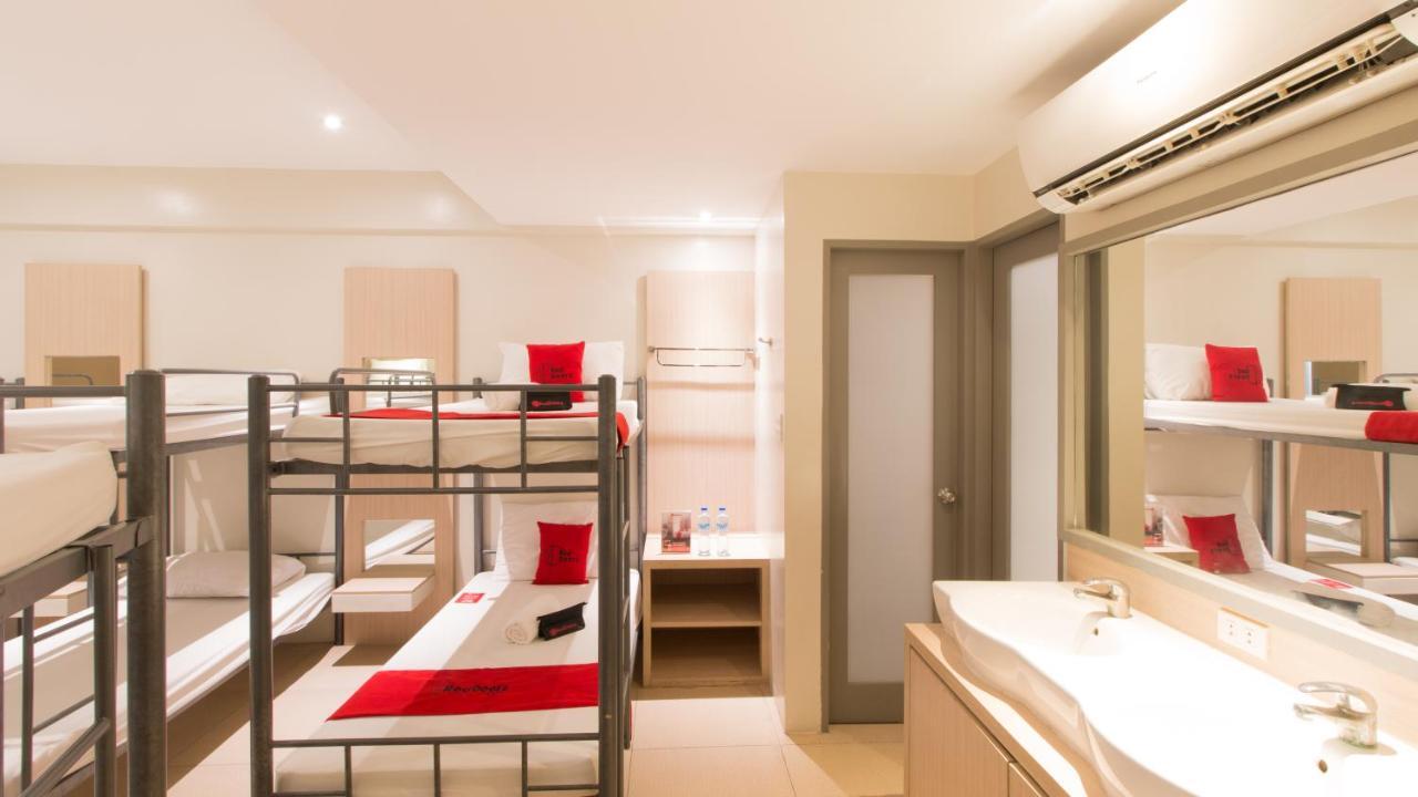 Hotel Reddoorz @ General Segundo Avenue Laoag Esterno foto