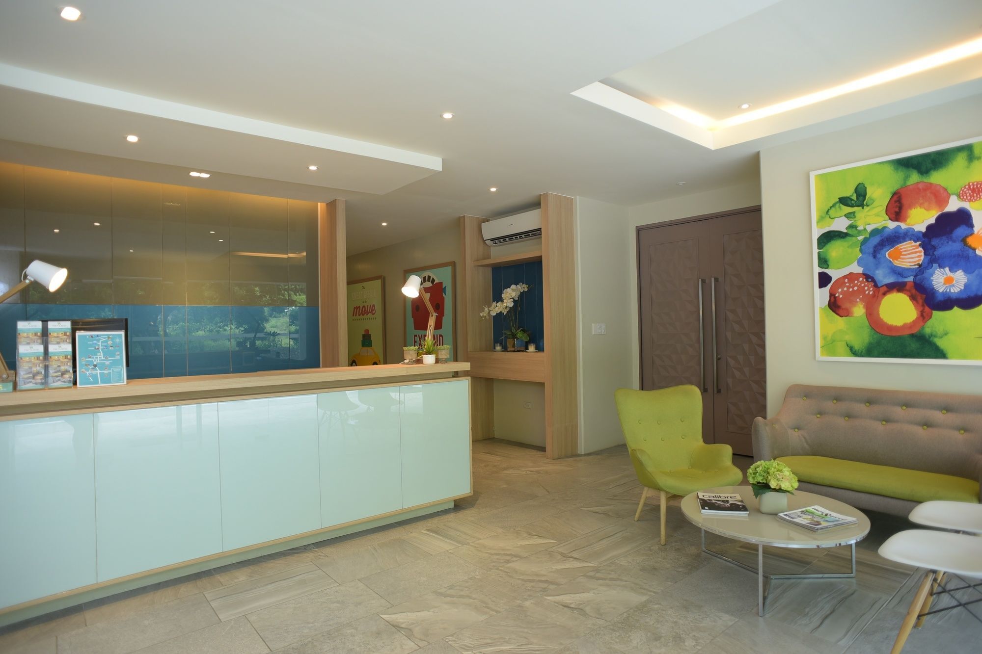 Hotel Reddoorz @ General Segundo Avenue Laoag Esterno foto